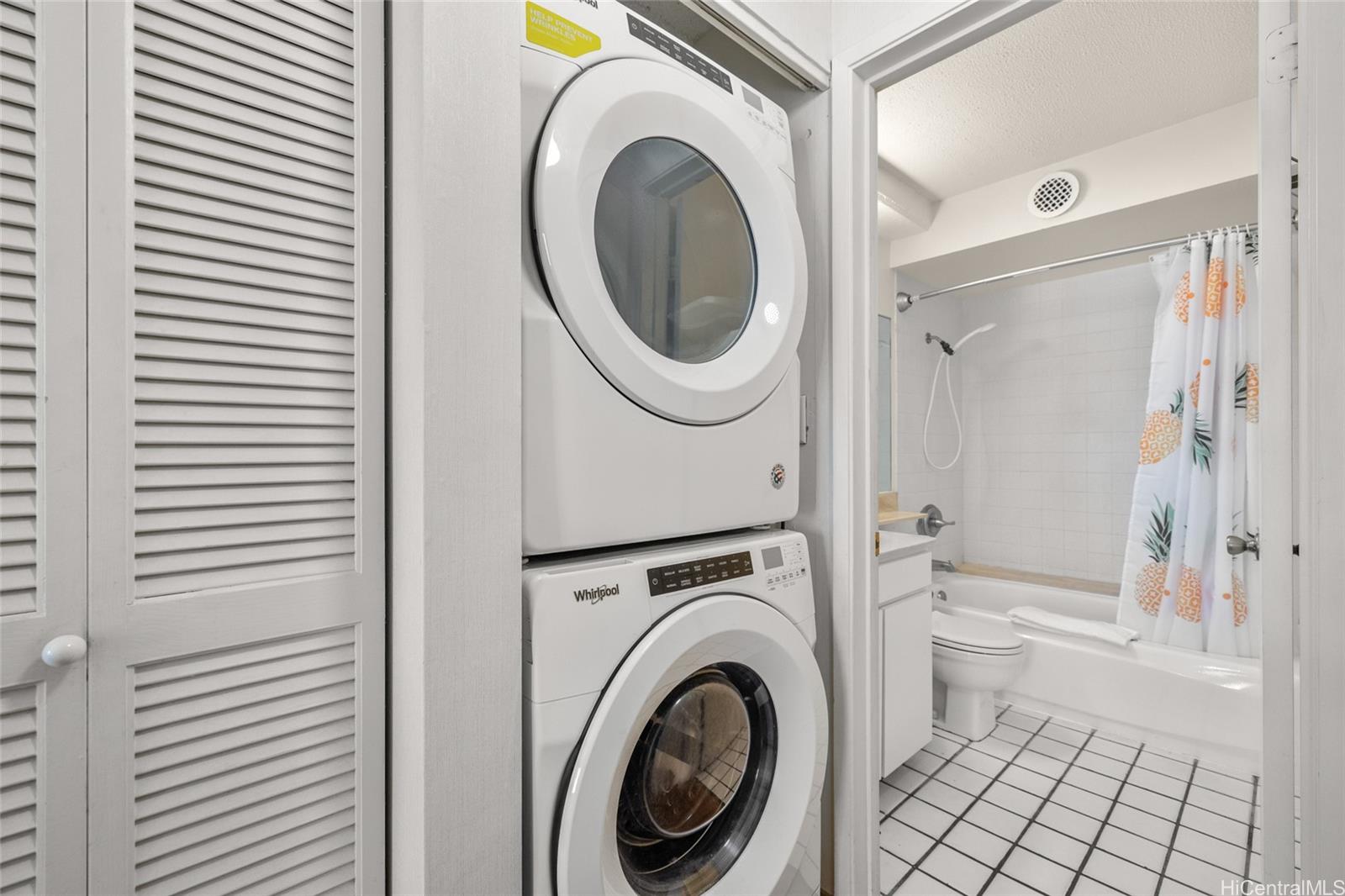 Discovery Bay condo # 3917, Honolulu, Hawaii - photo 16 of 25