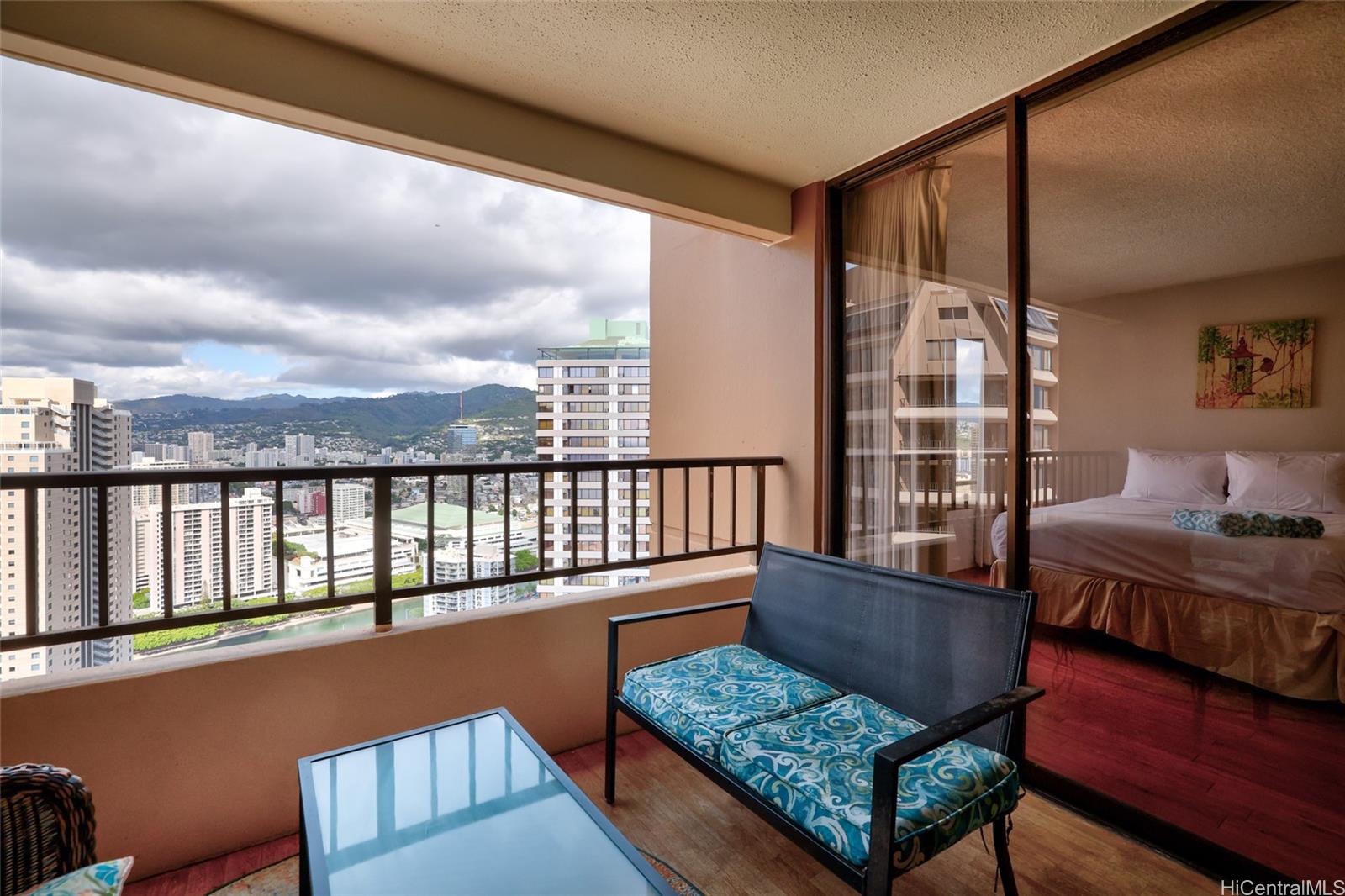 Discovery Bay condo # 3917, Honolulu, Hawaii - photo 19 of 25