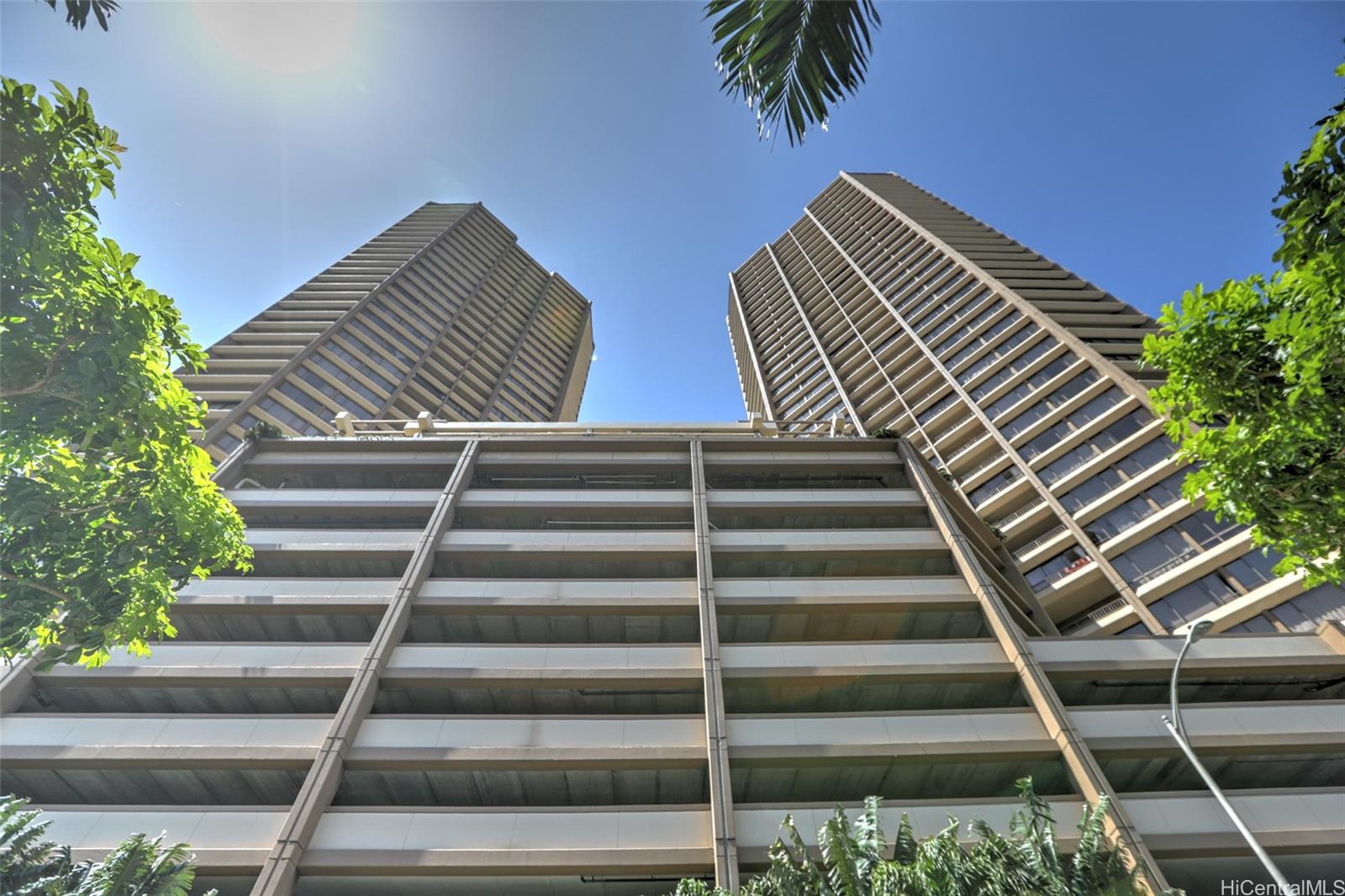 Discovery Bay condo # 3917, Honolulu, Hawaii - photo 4 of 25