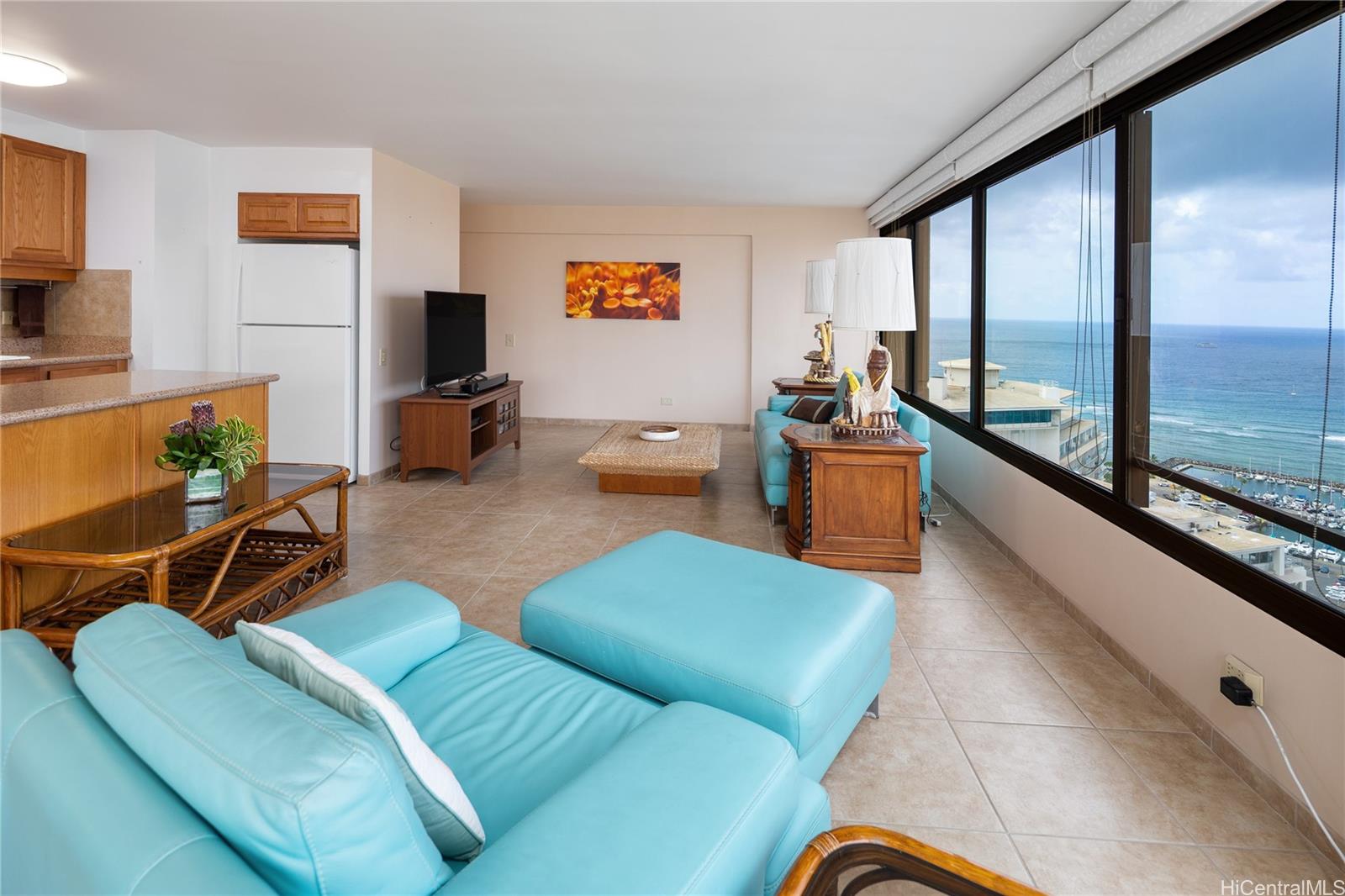 Discovery Bay condo # 4019, Honolulu, Hawaii - photo 9 of 25