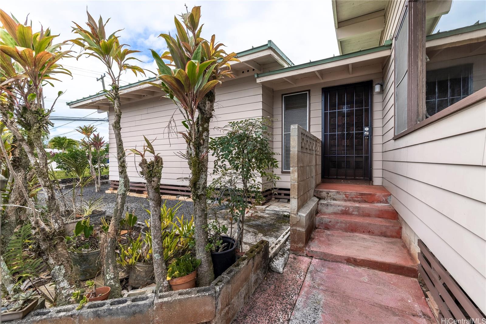 1781  California Ave Wahiawa Heights, Central home - photo 23 of 25