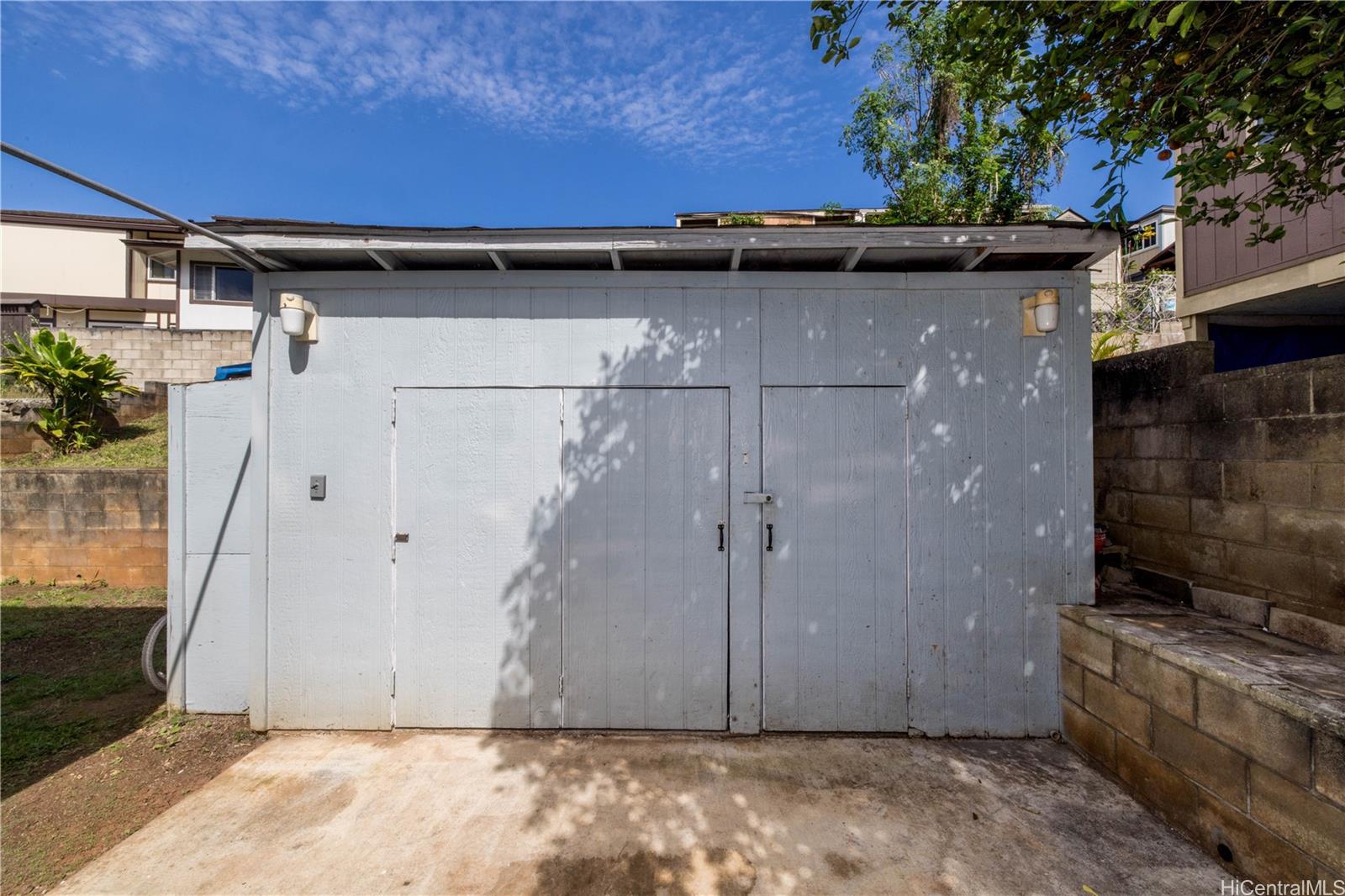 1787  Lanikeha Way Pacific Palisades, PearlCity home - photo 3 of 18