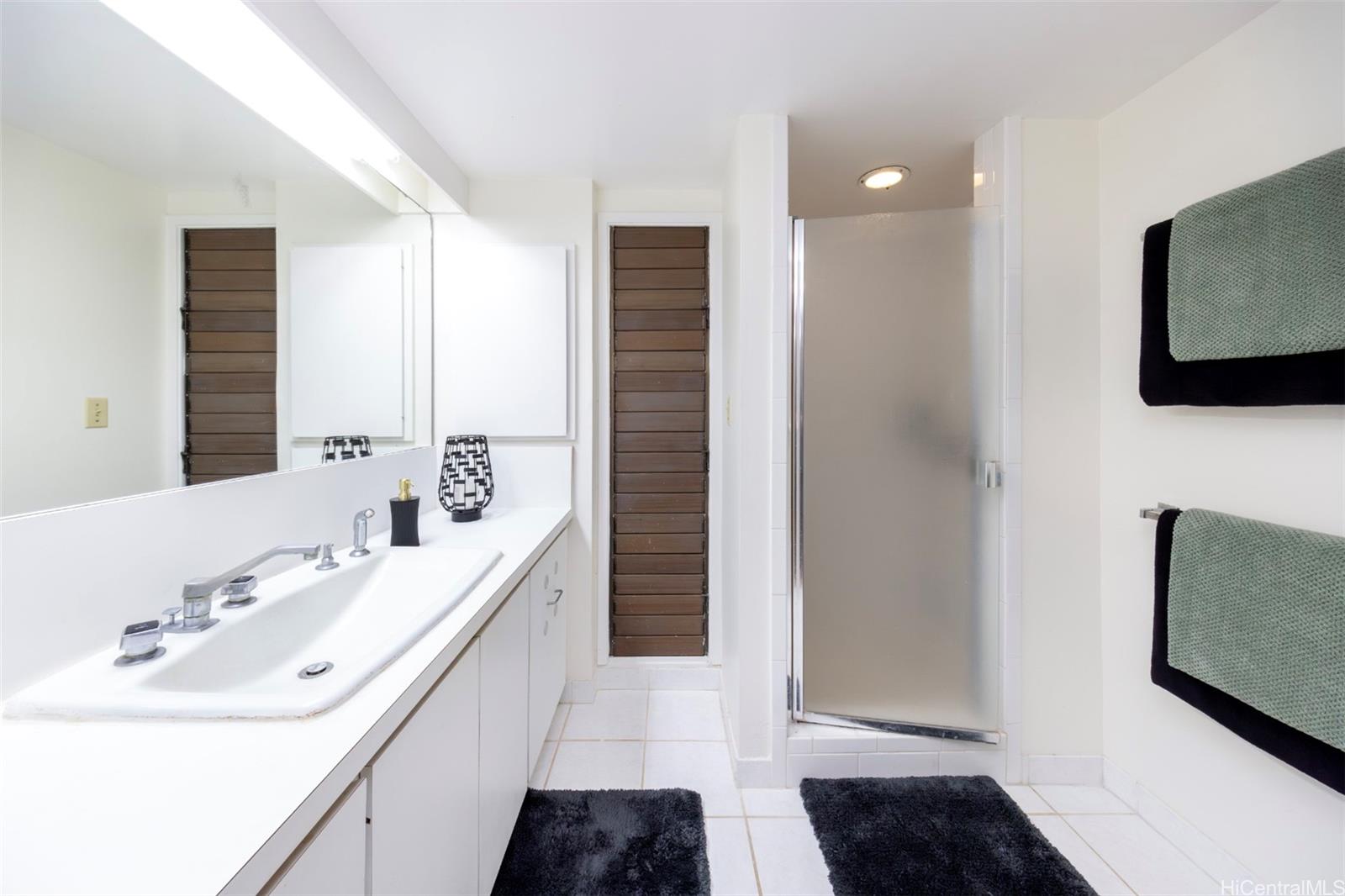 1789  Laukahi Street Waialae Iki, Diamond Head home - photo 18 of 24