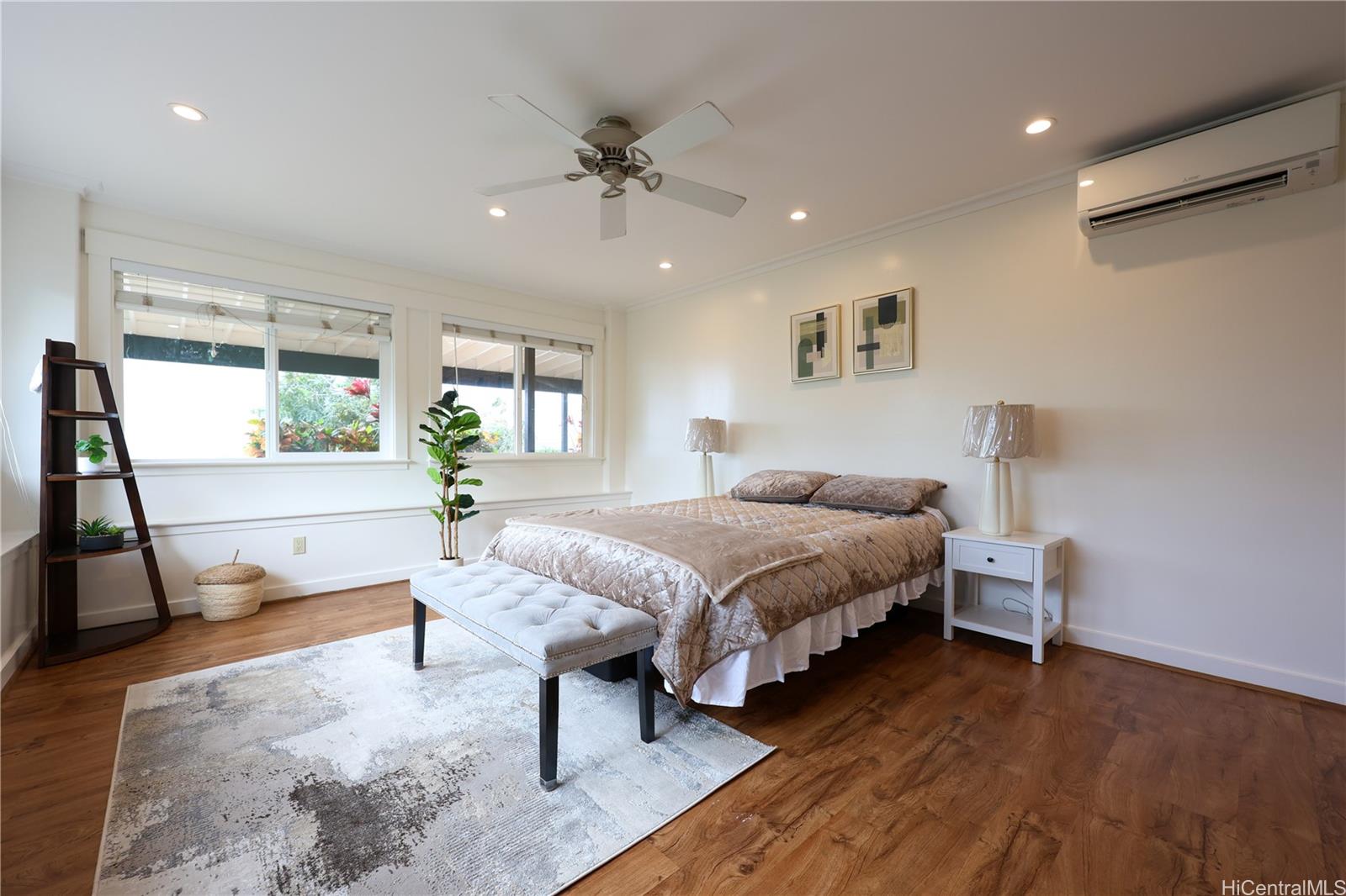 179  Nawiliwili Street Triangle, Hawaii Kai home - photo 14 of 25