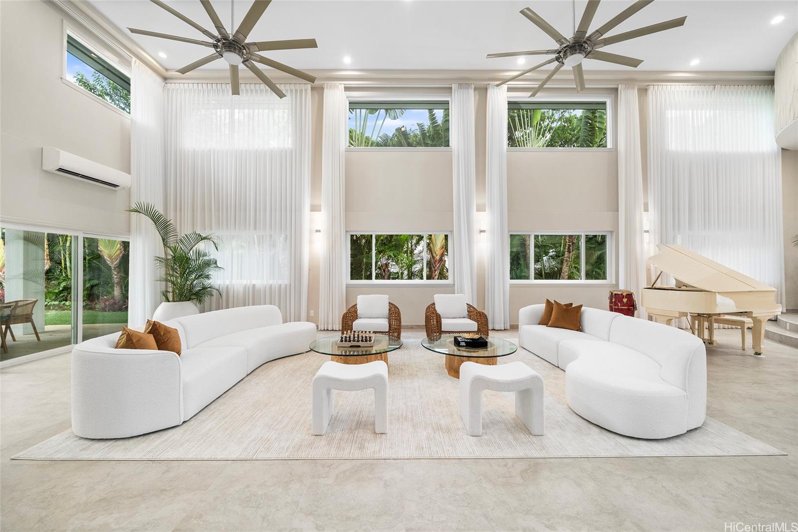 18  Homelani Place Dowsett, Honolulu home - photo 4 of 18