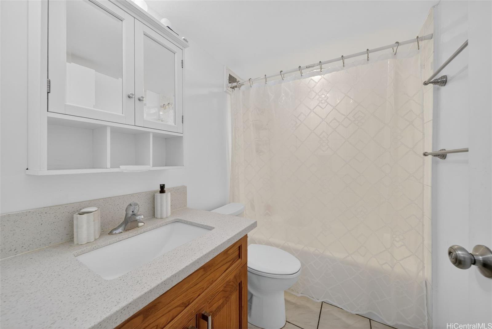 Pomaikai condo # 5B, Honolulu, Hawaii - photo 15 of 19