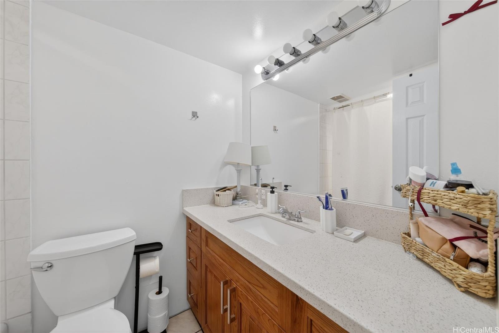 Pomaikai condo # 5B, Honolulu, Hawaii - photo 18 of 19