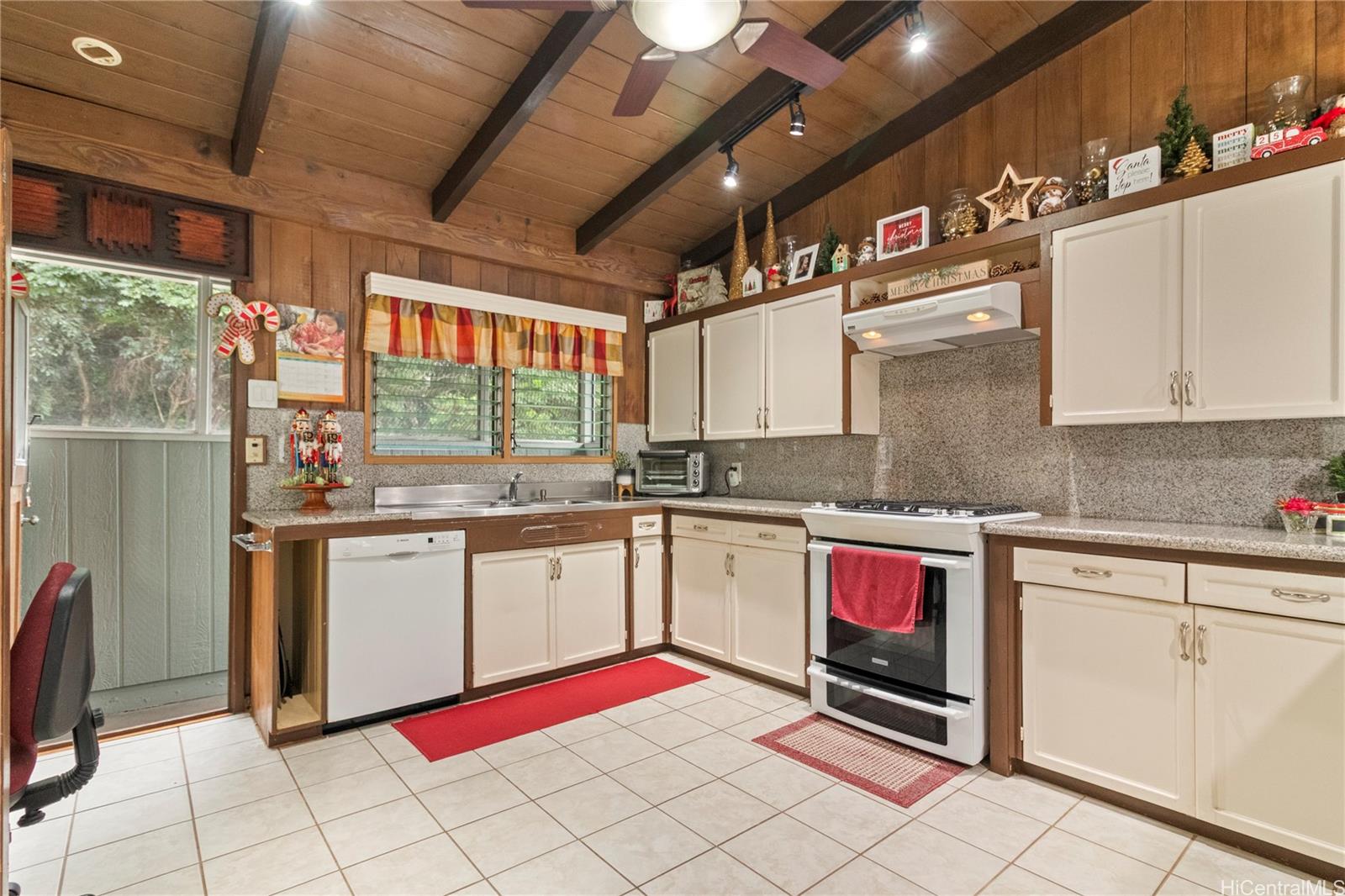 1805  Alu Place Kalihi-upper, Honolulu home - photo 11 of 20