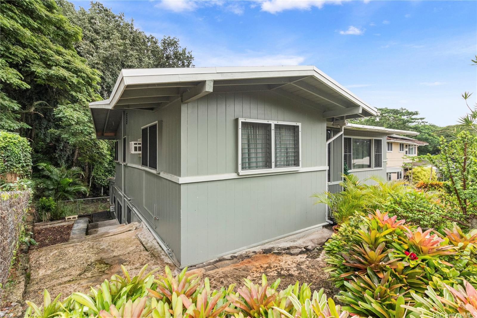 1805  Alu Place Kalihi-upper, Honolulu home - photo 7 of 20