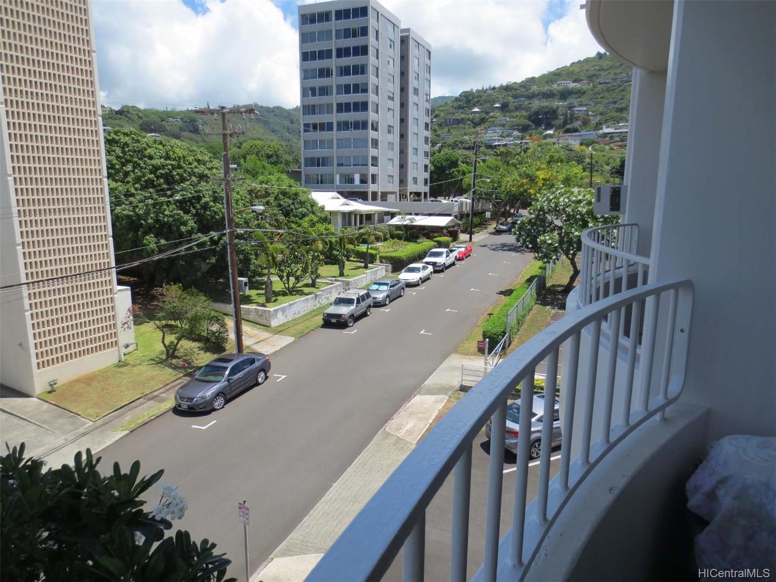 Punahou Manor condo # 403, Honolulu, Hawaii - photo 12 of 16