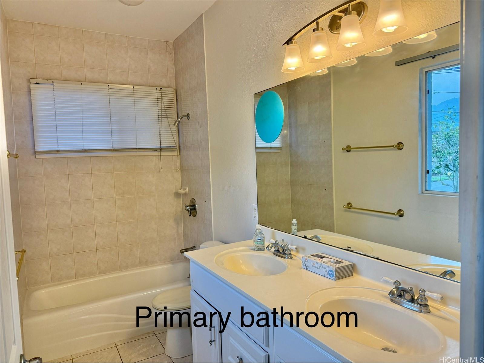 1806  Palolo Ave Palolo, Diamond Head home - photo 21 of 25