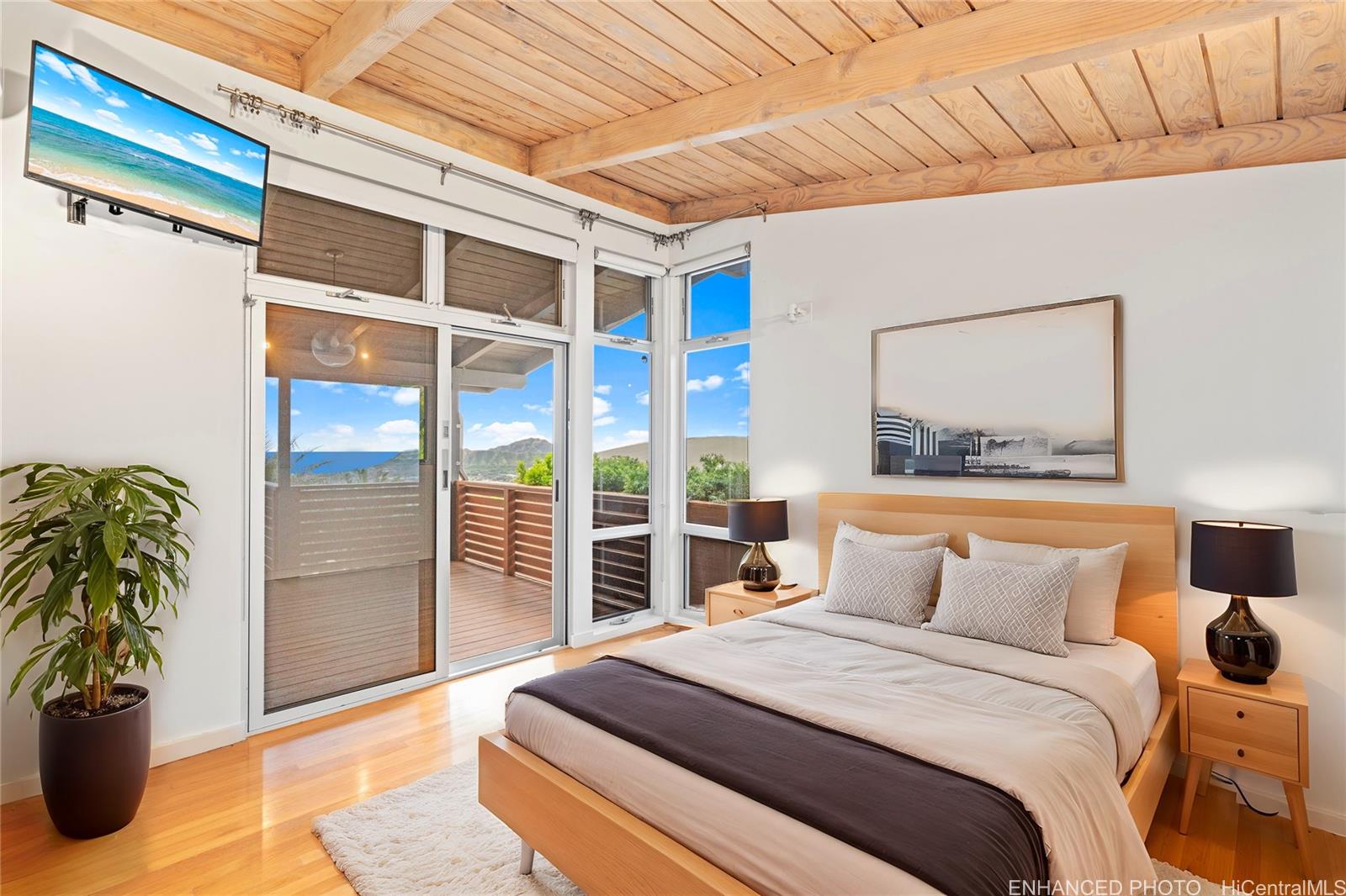 1808  Halekoa Drive Waialae Nui Rdge, Diamond Head home - photo 15 of 25