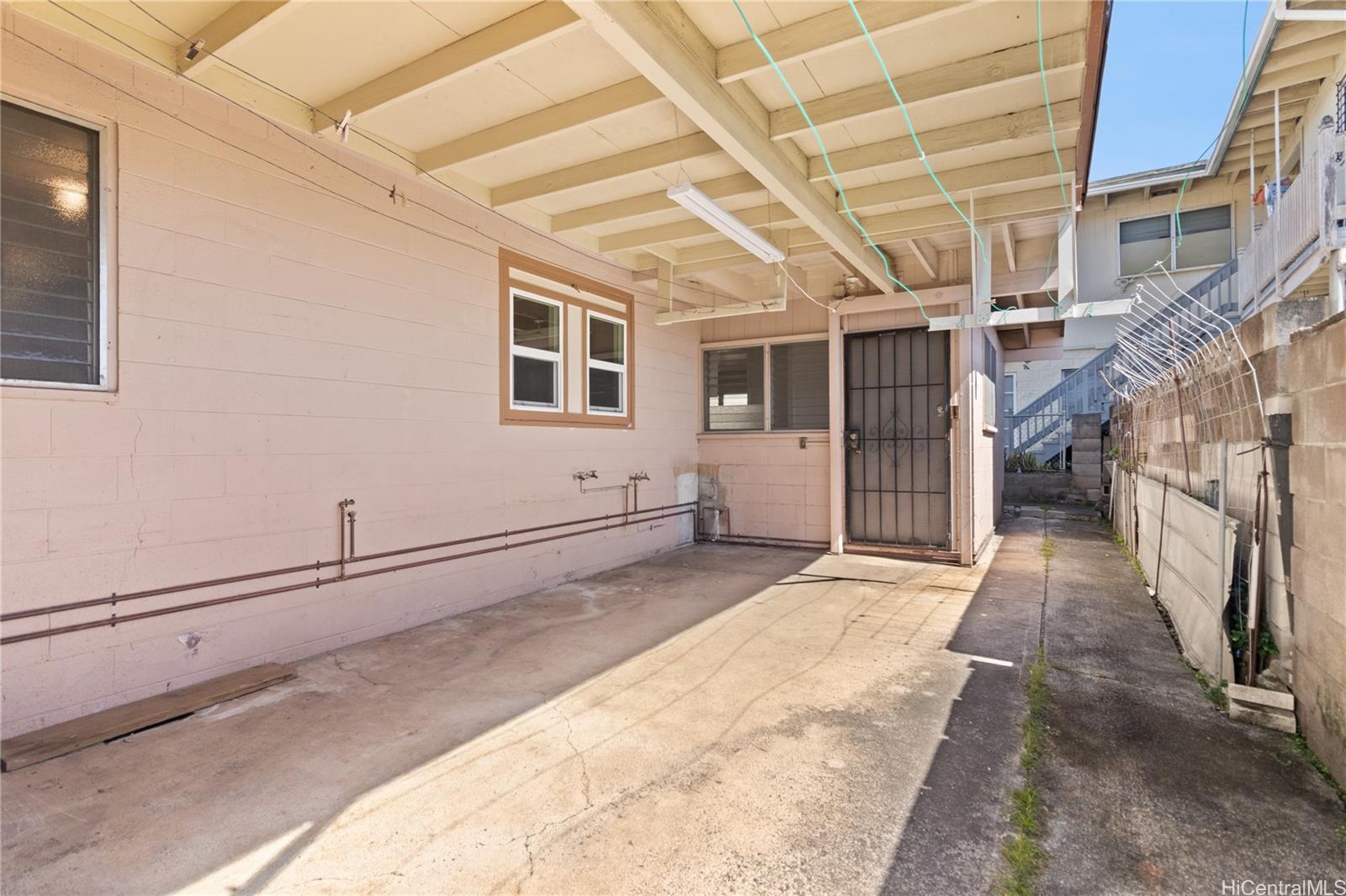 1808  Lakapu Street Kalihi-lower, Honolulu home - photo 21 of 22