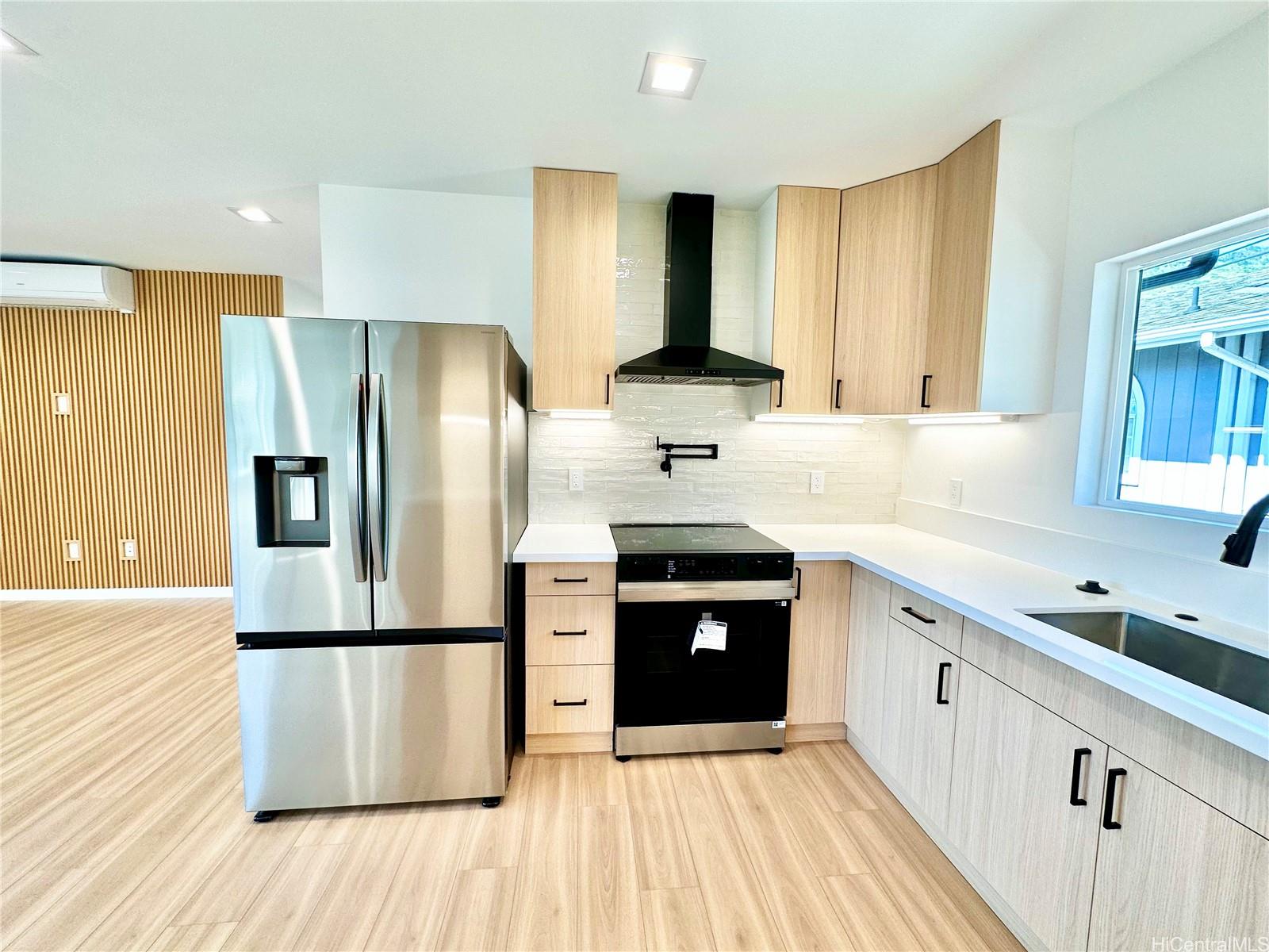 1810  9th Ave Palolo, Diamond Head home - photo 5 of 20