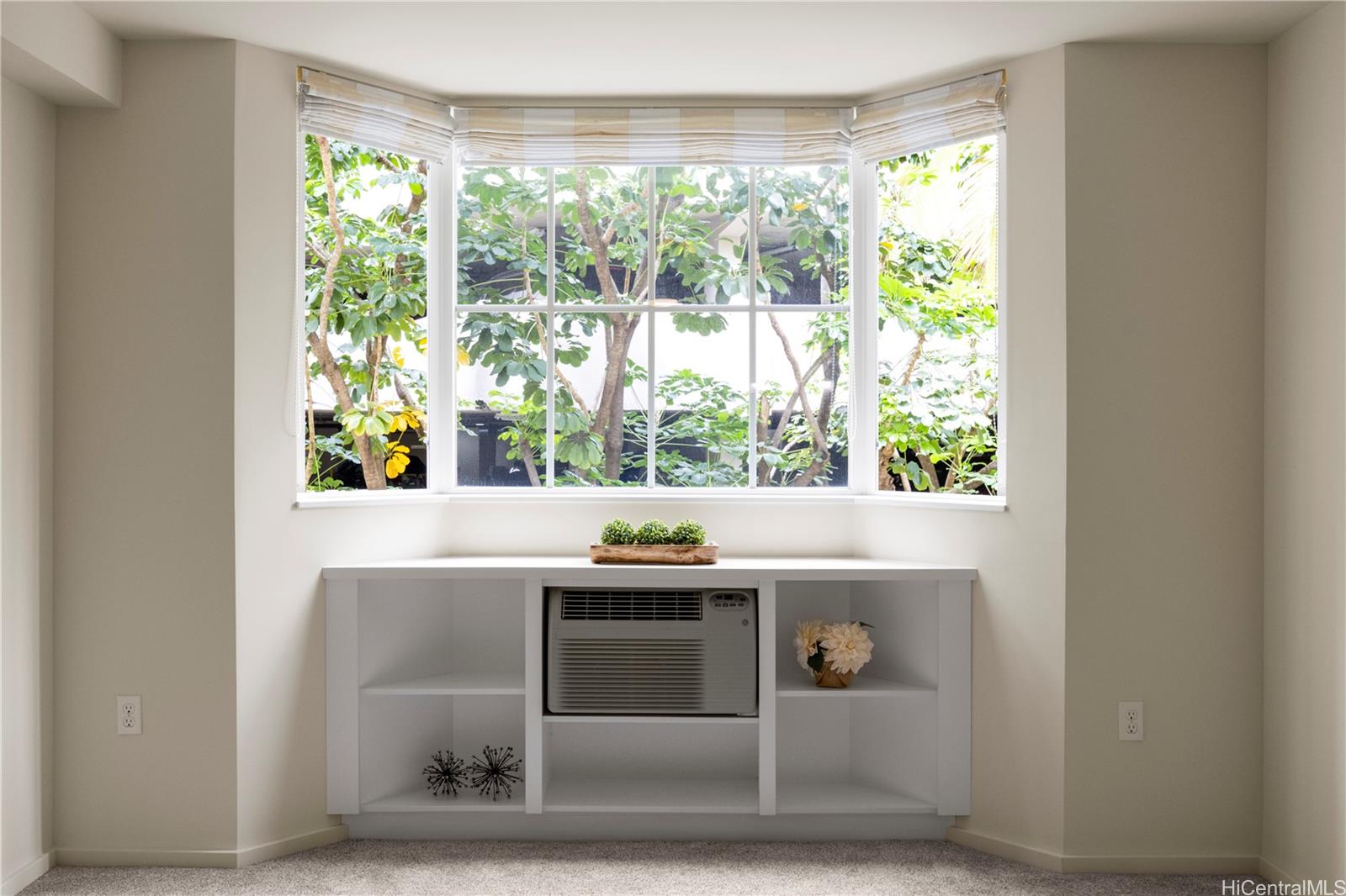 Cove Waikiki condo # B307, Honolulu, Hawaii - photo 3 of 20