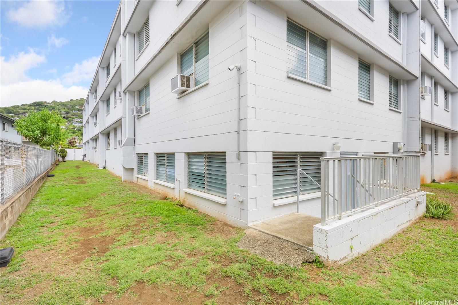 1812 Anapuni Street Honolulu - Multi-family - photo 12 of 14
