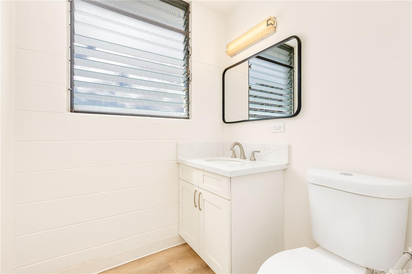 1812 Anapuni Street Honolulu - Multi-family - photo 9 of 14