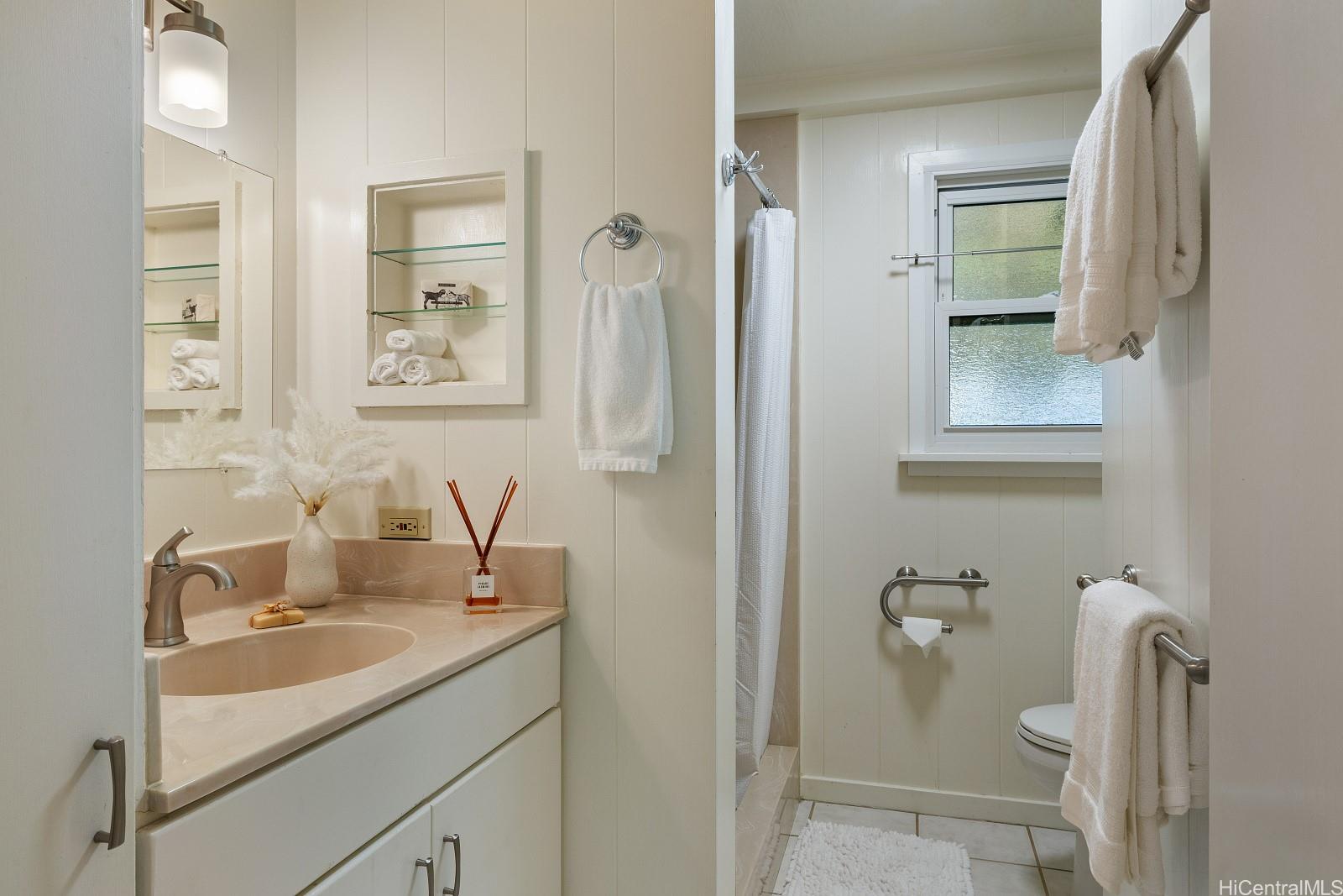 1812  Makuakane Street Kamehameha Heights, Honolulu home - photo 14 of 25