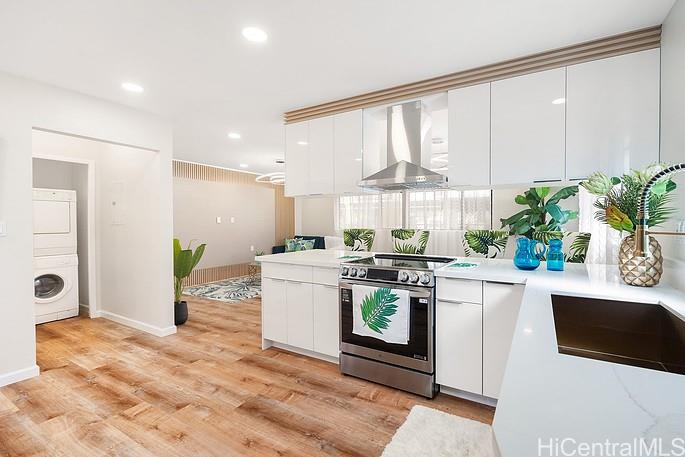 1812  Waiola St Mccully, Honolulu home - photo 2 of 25