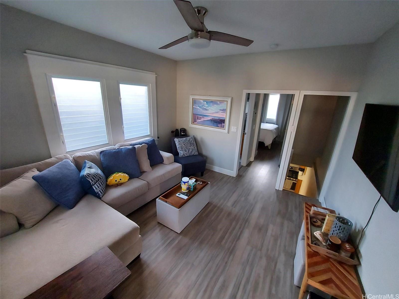 1813 Waiola St Honolulu - Rental - photo 3 of 10