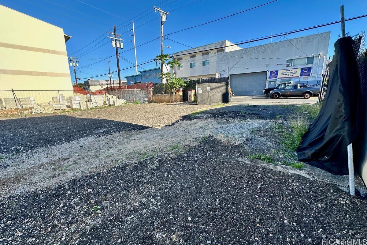 1819 Hau St Honolulu Oahu commercial real estate photo6 of 6