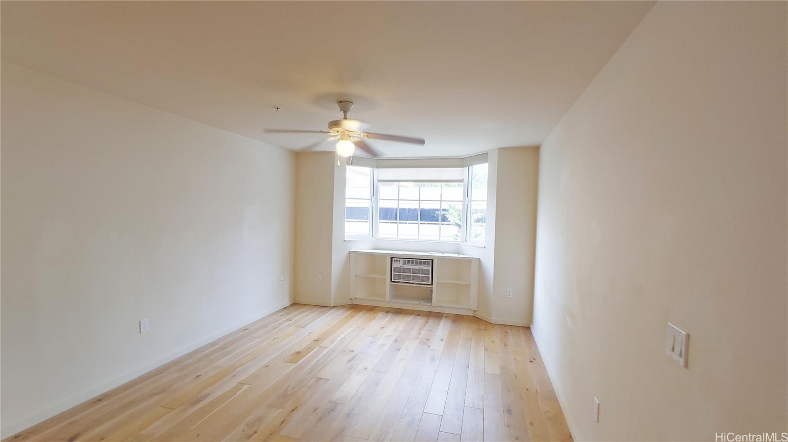 1820 Kaioo Dr Honolulu - Rental - photo 3 of 21