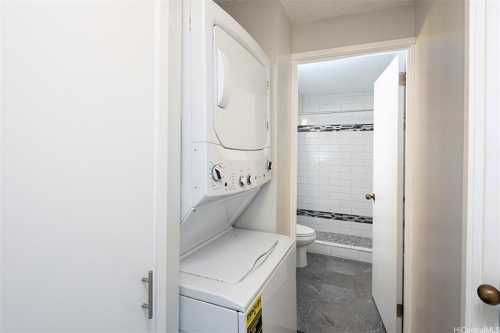 1820 Waiola Street Honolulu - Rental - photo 10 of 14