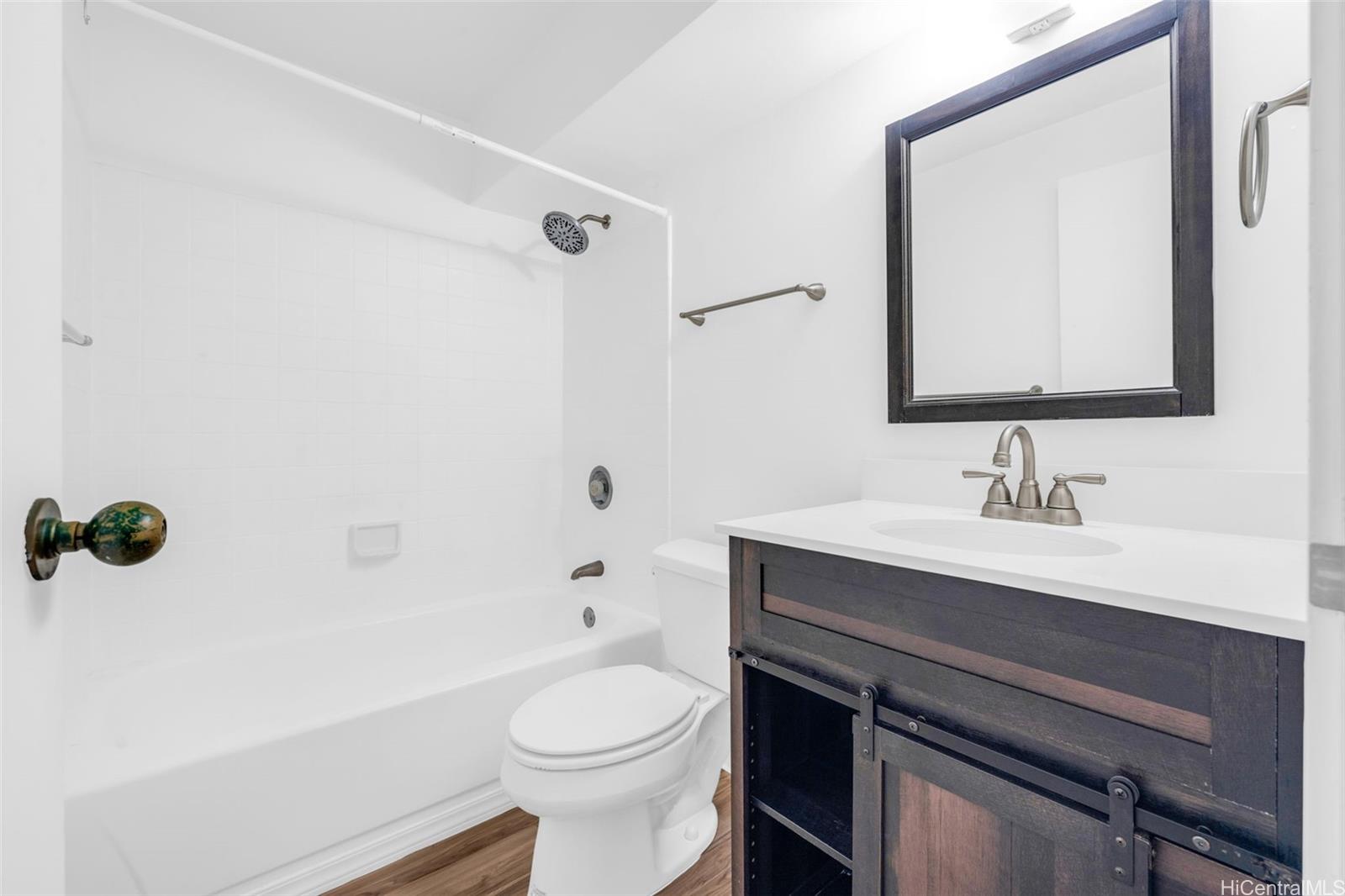 1820 Waiola St Honolulu - Rental - photo 10 of 17