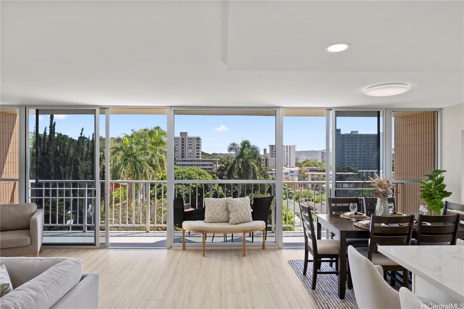 Makiki Hillside condo # 501, Honolulu, Hawaii - photo 4 of 25