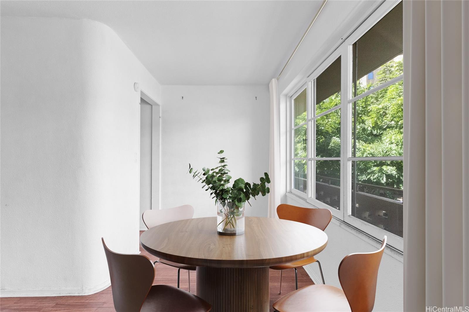 Hawaiiana Gardens condo # 204, Honolulu, Hawaii - photo 4 of 10