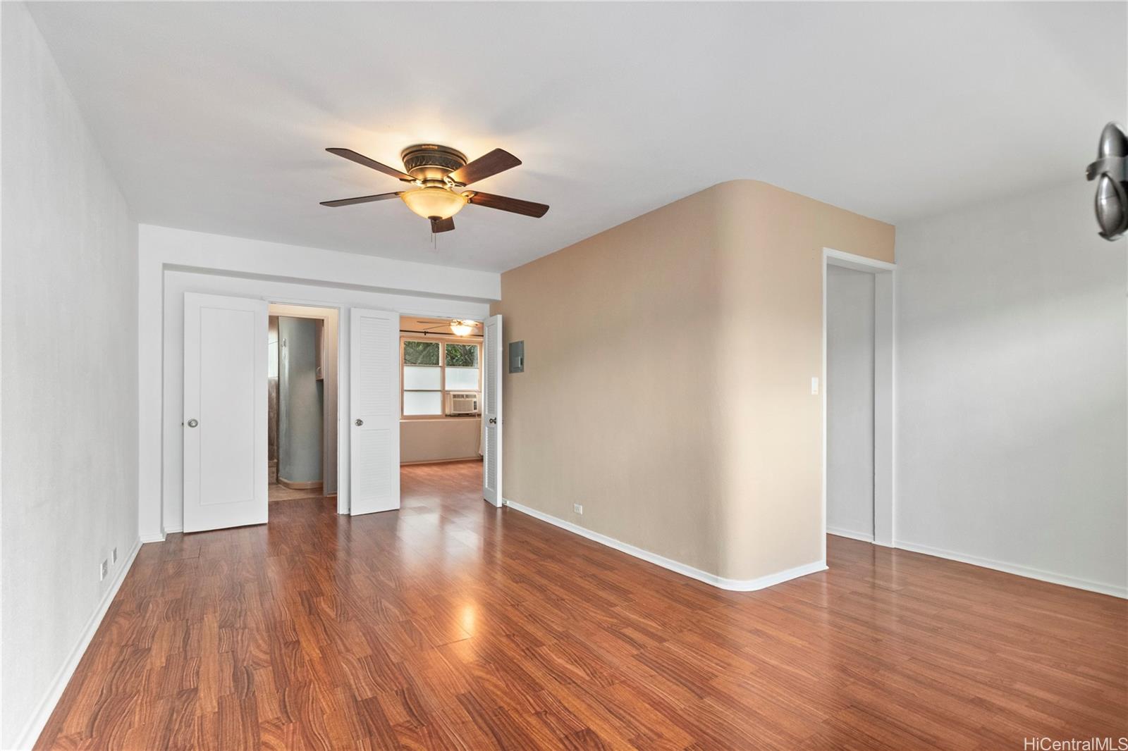 Hawaiiana Gardens condo # 204, Honolulu, Hawaii - photo 2 of 14