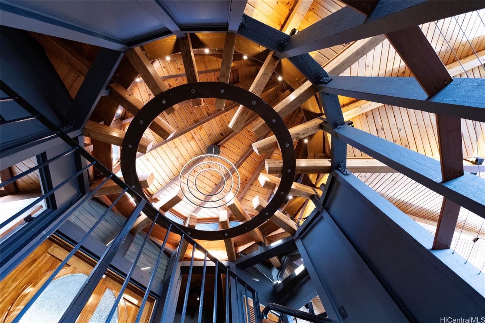 1826  Laukahi Street Waialae Iki, Diamond Head home - photo 17 of 25