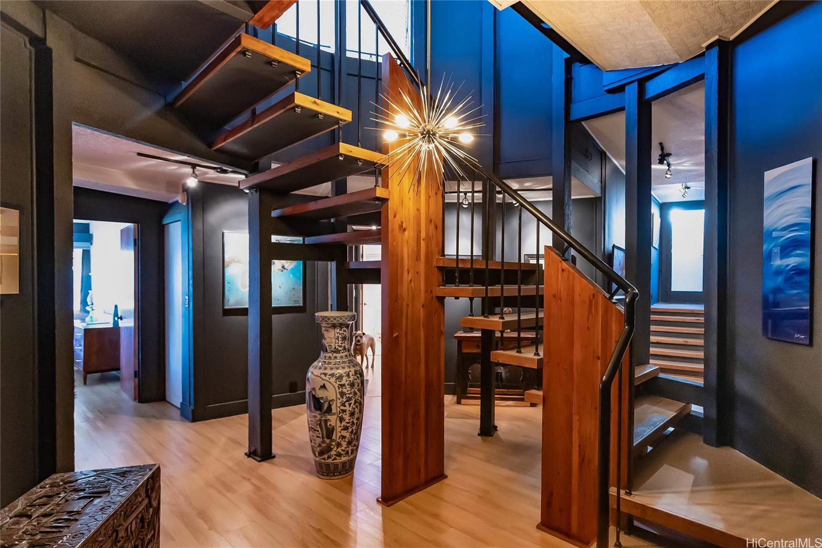 1826  Laukahi Street Waialae Iki, Diamond Head home - photo 18 of 25