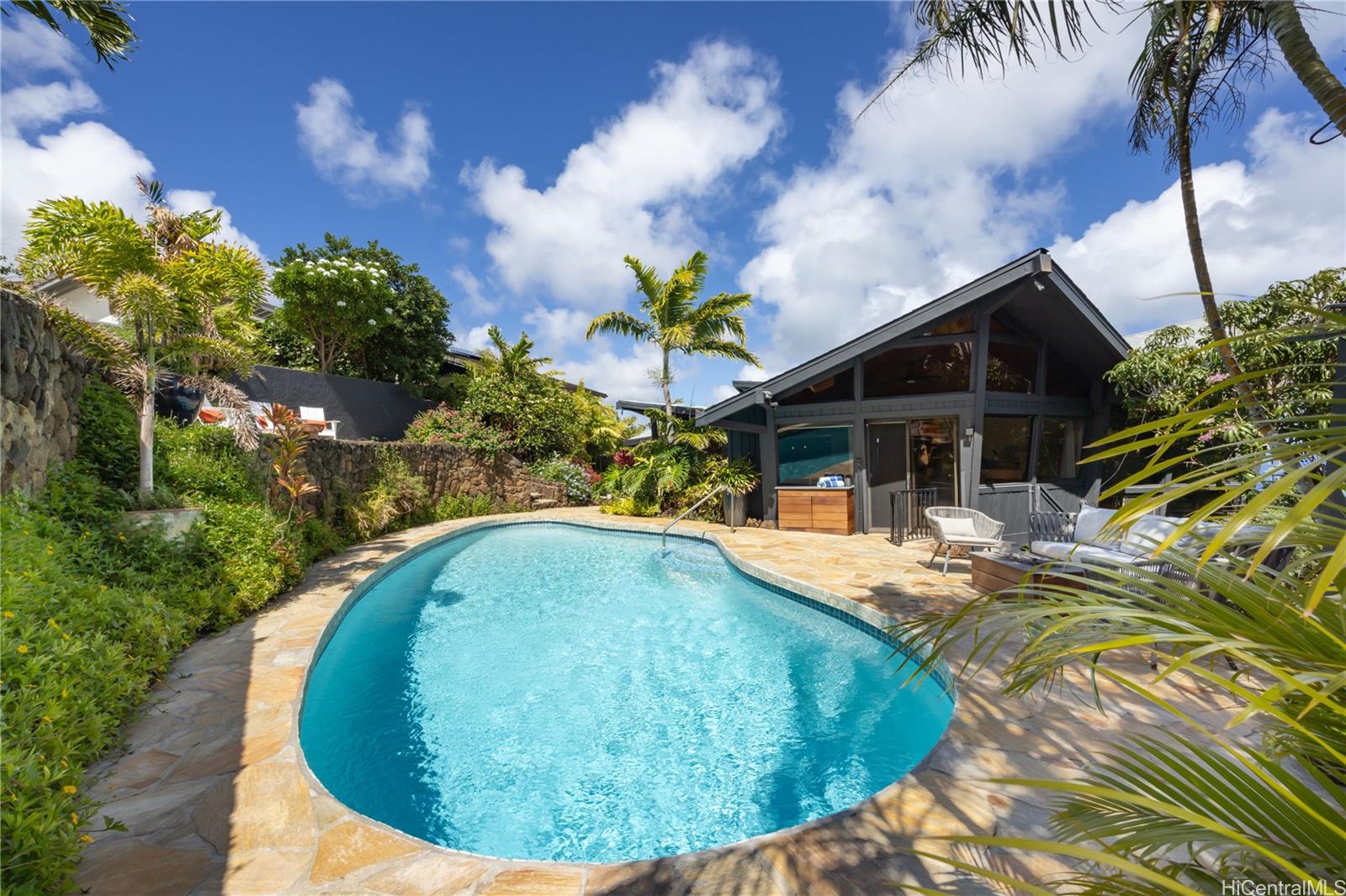 1826  Laukahi Street Waialae Iki, Diamond Head home - photo 22 of 25