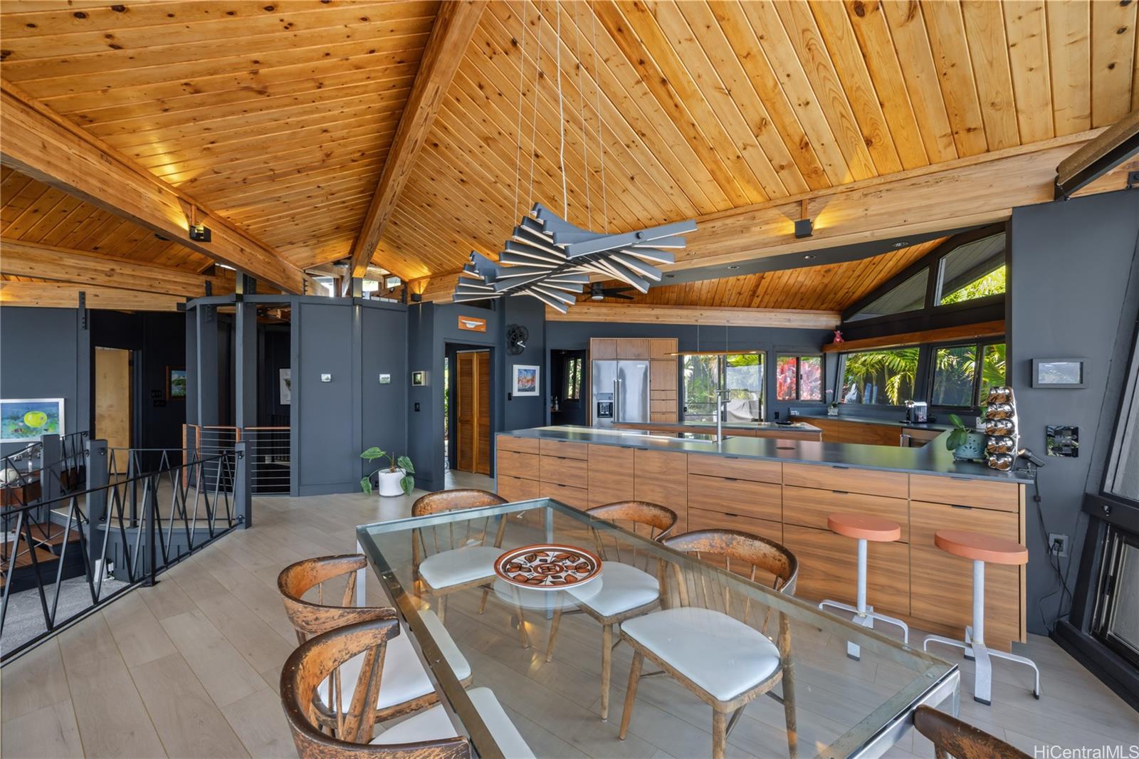 1826  Laukahi Street Waialae Iki, Diamond Head home - photo 8 of 25