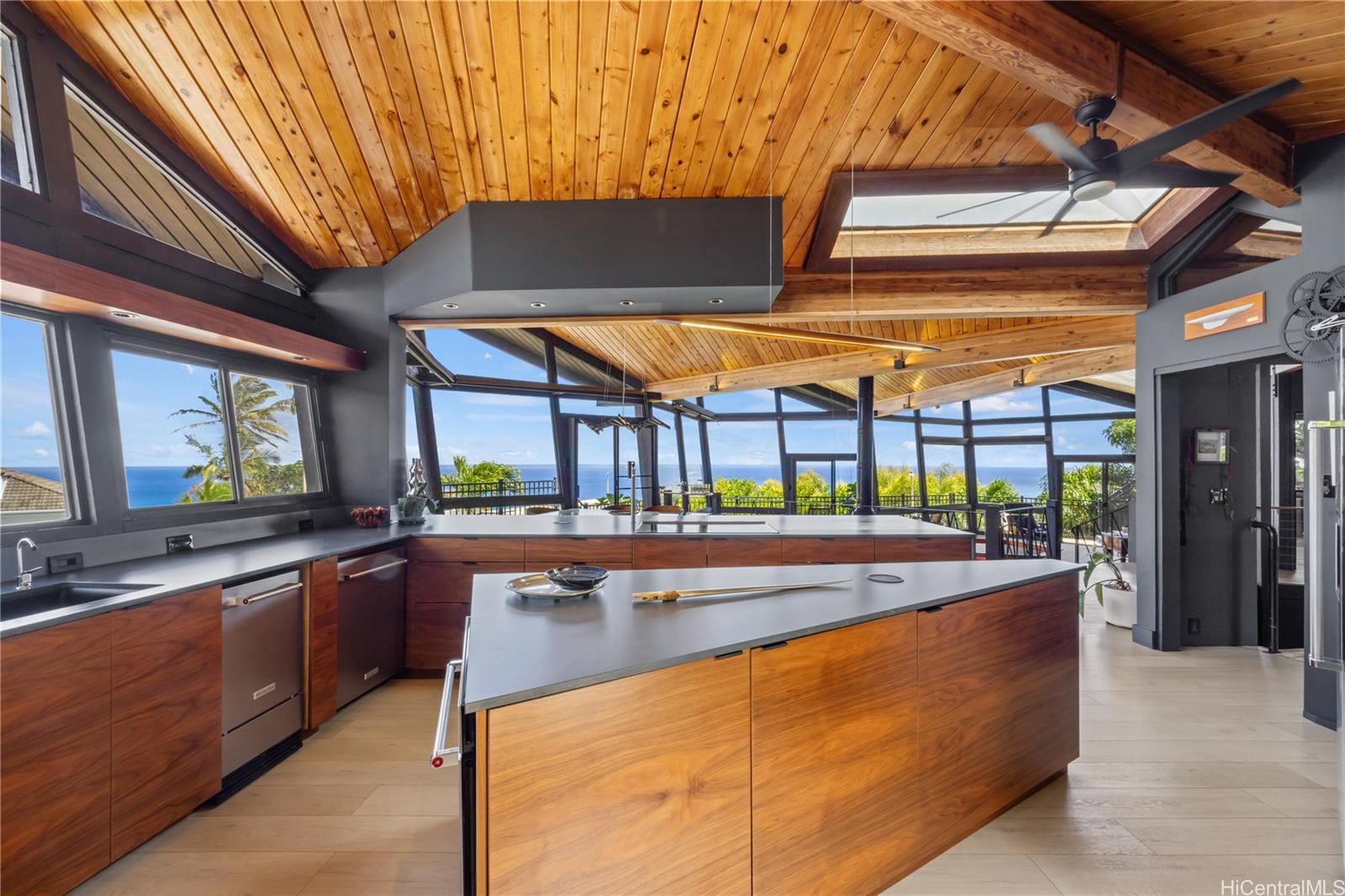 1826  Laukahi Street Waialae Iki, Diamond Head home - photo 9 of 25