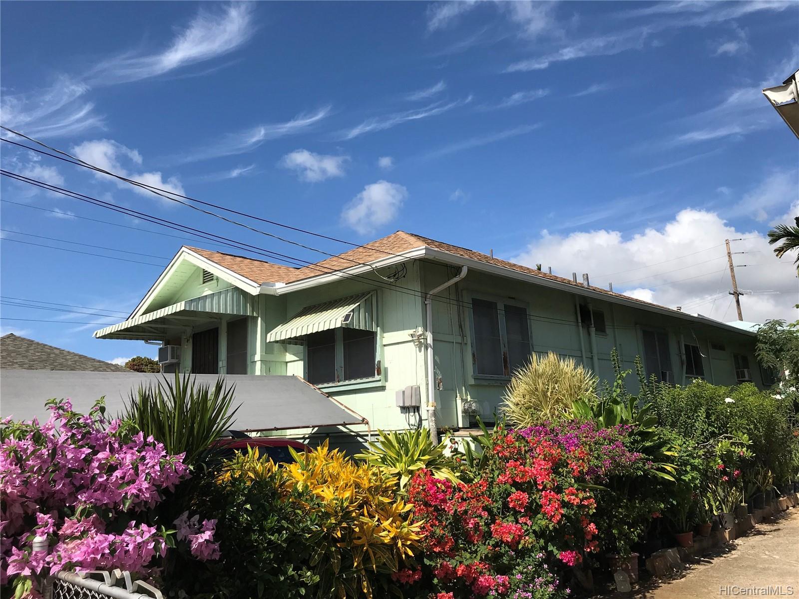 1830  Kahanu Street Kapalama, Honolulu home - photo 2 of 13