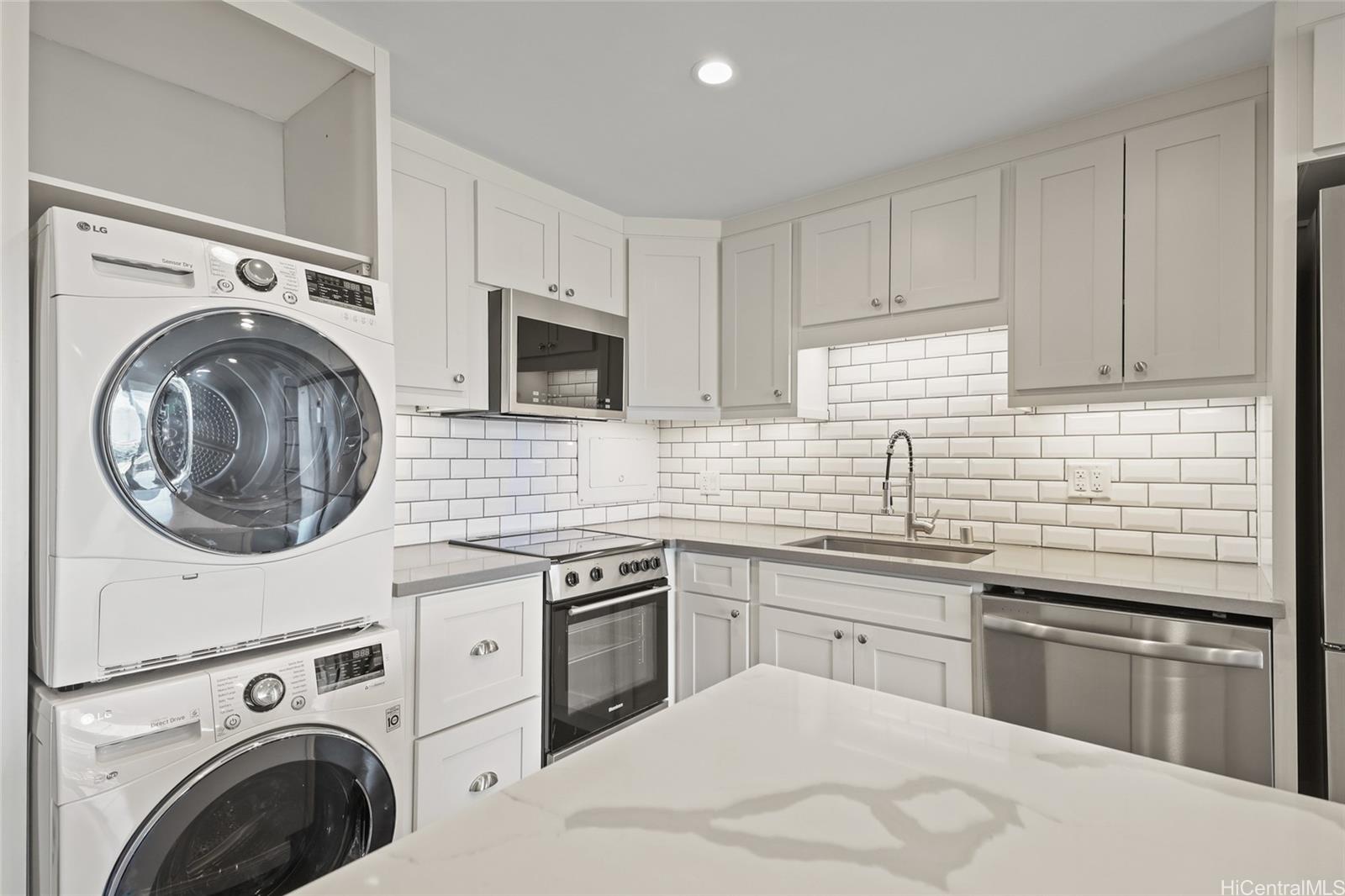 Kemoo By Lake condo # 810, Wahiawa, Hawaii - photo 6 of 14