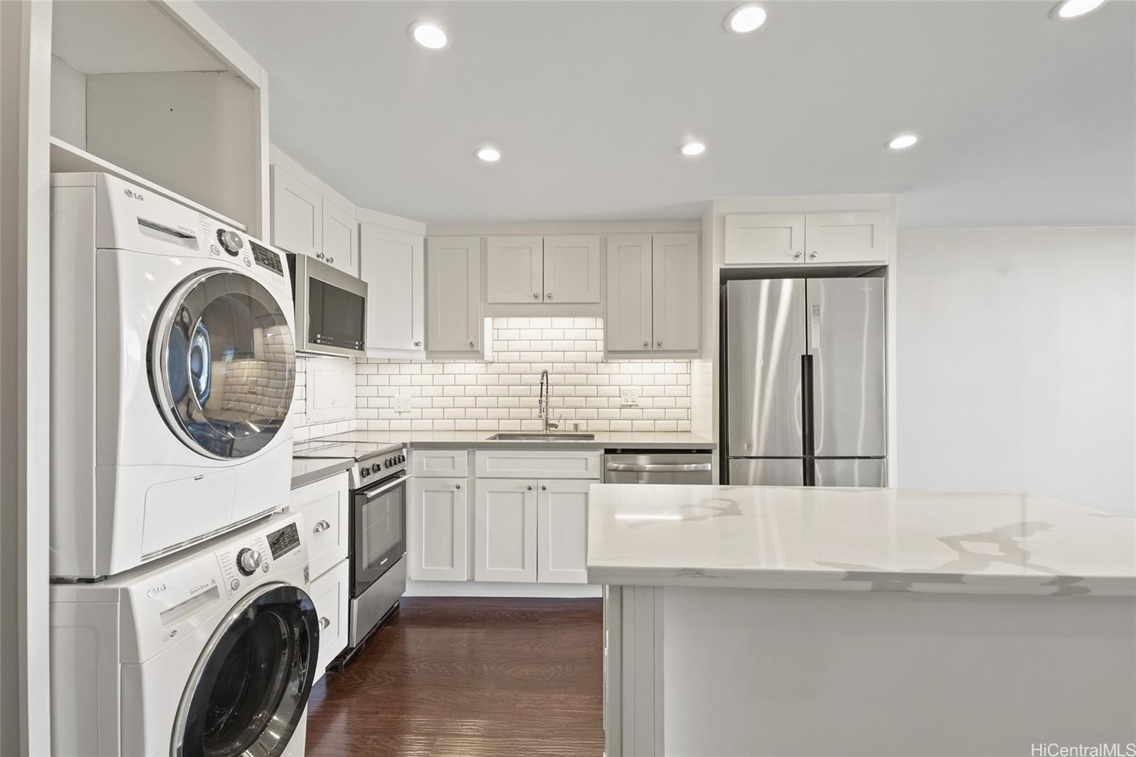 Kemoo By Lake condo # 810, Wahiawa, Hawaii - photo 7 of 14