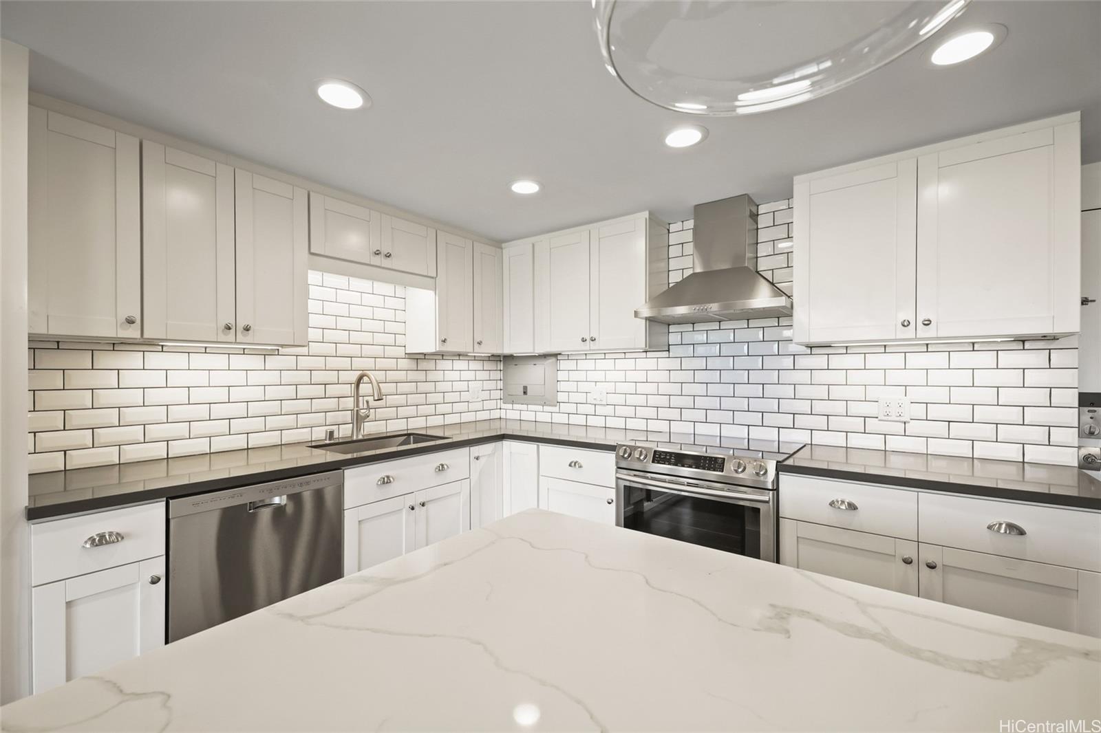 Kemoo By Lake condo # 812, Wahiawa, Hawaii - photo 6 of 20