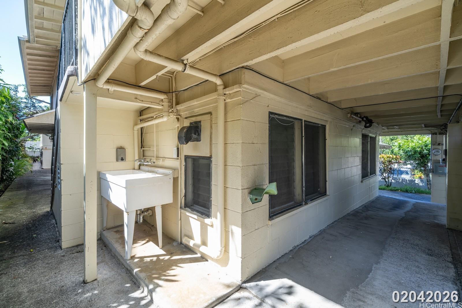 1835 Akone Place Honolulu - Rental - photo 13 of 14