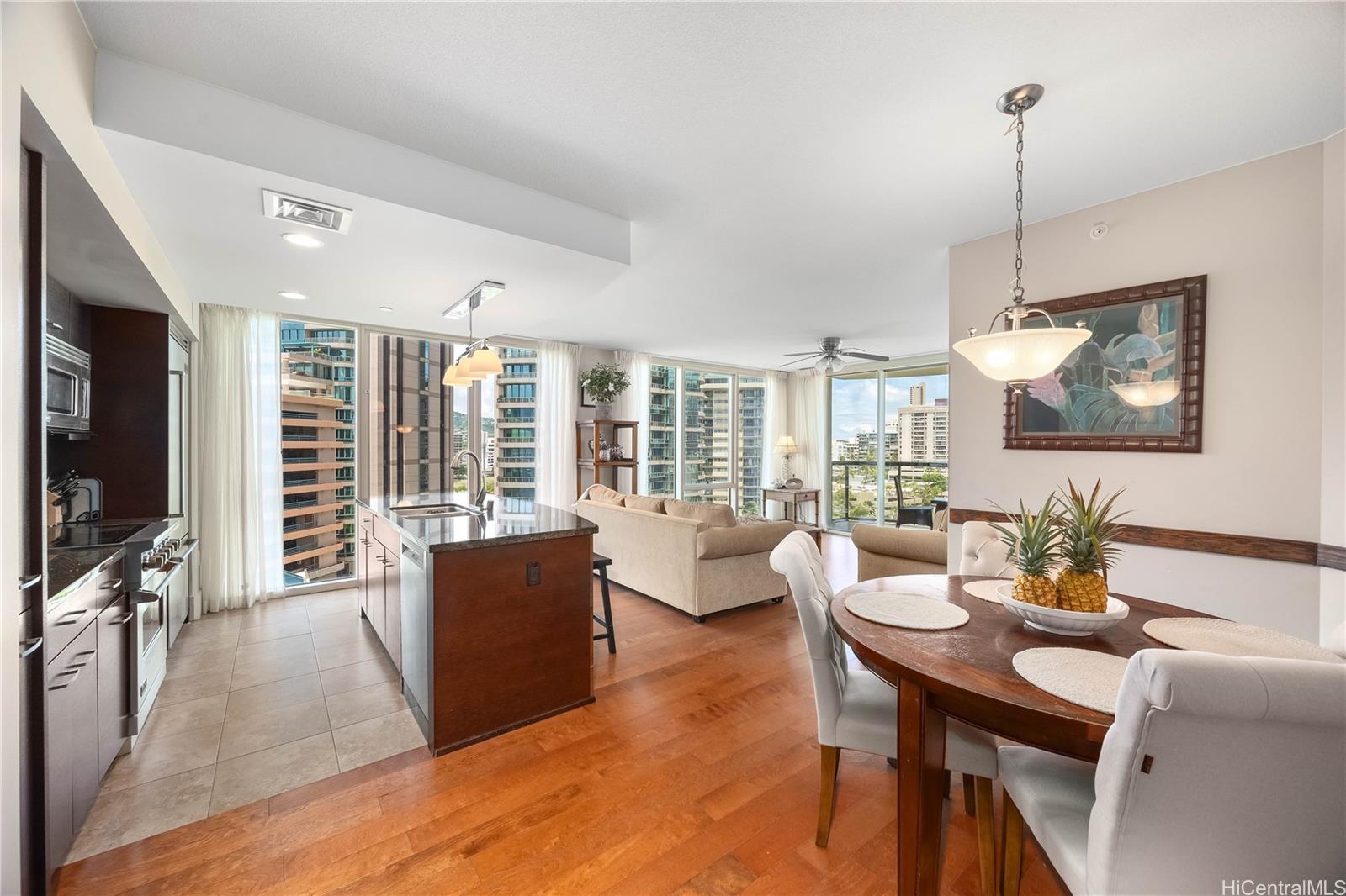 Allure Waikiki condo # 1004, Honolulu, Hawaii - photo 6 of 22