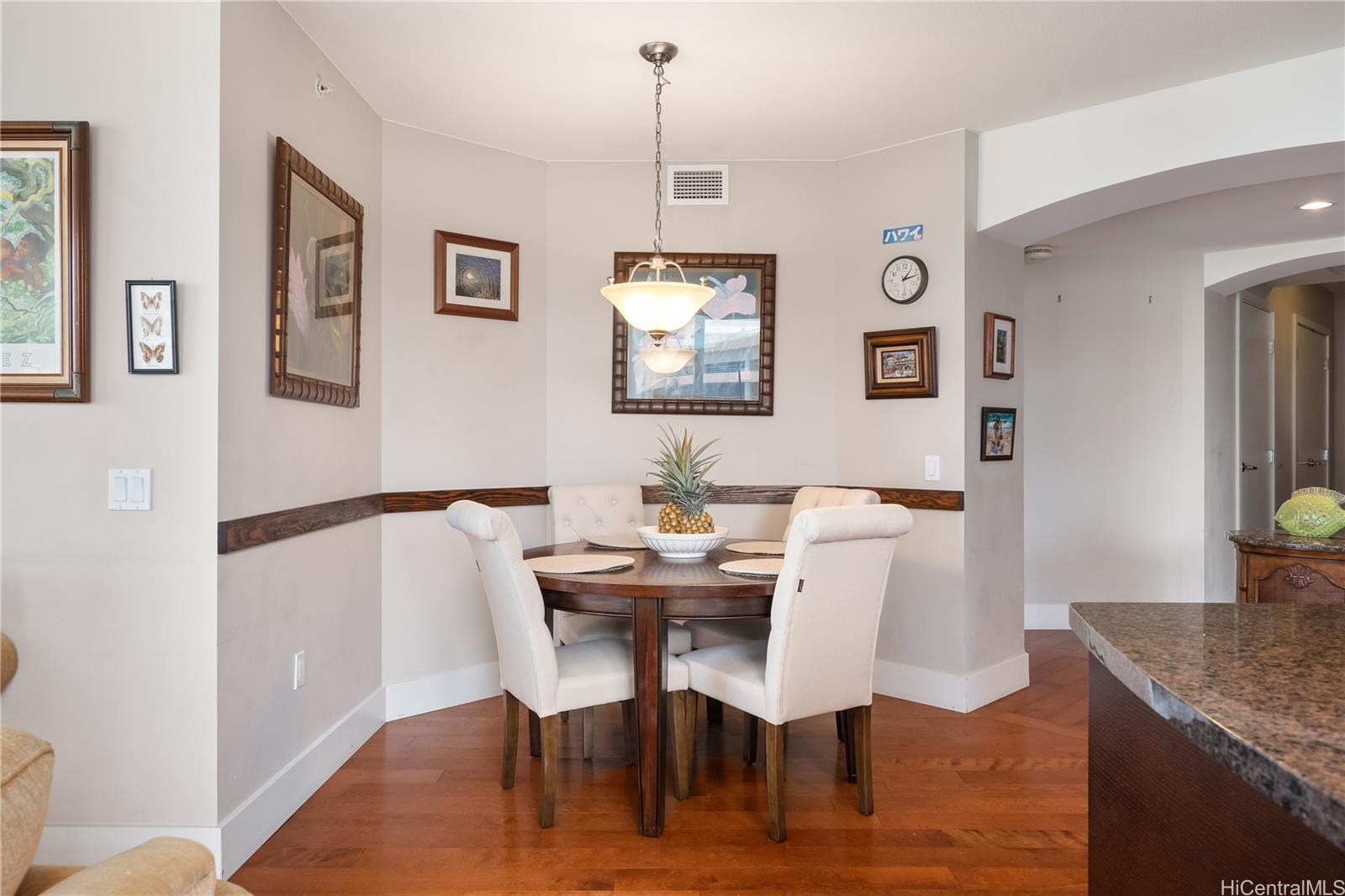 Allure Waikiki condo # 1004, Honolulu, Hawaii - photo 7 of 22