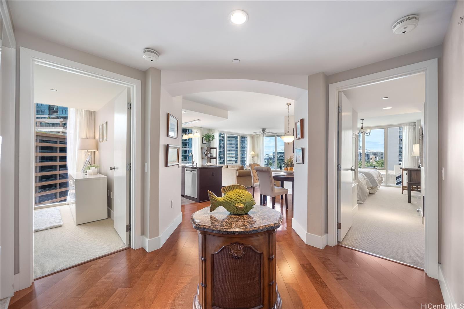 Allure Waikiki condo # 1004, Honolulu, Hawaii - photo 9 of 22