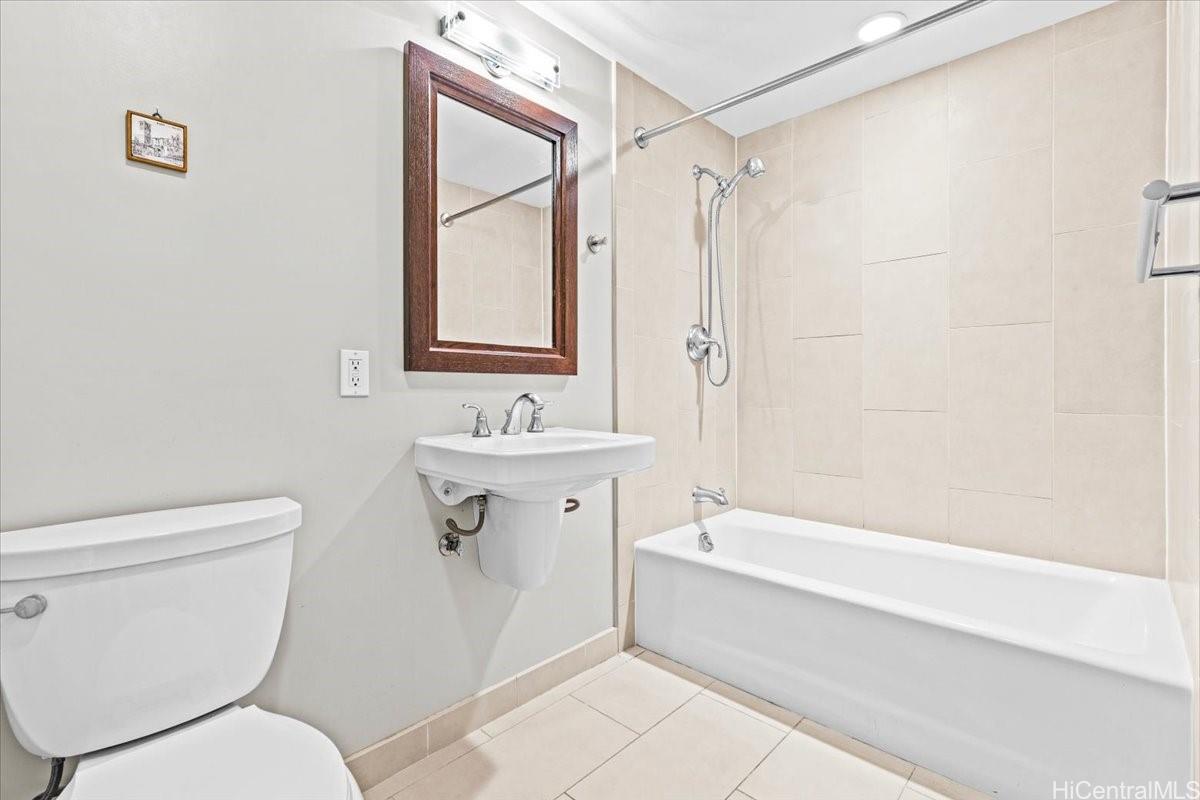 Allure Waikiki condo # 1011, Honolulu, Hawaii - photo 12 of 25