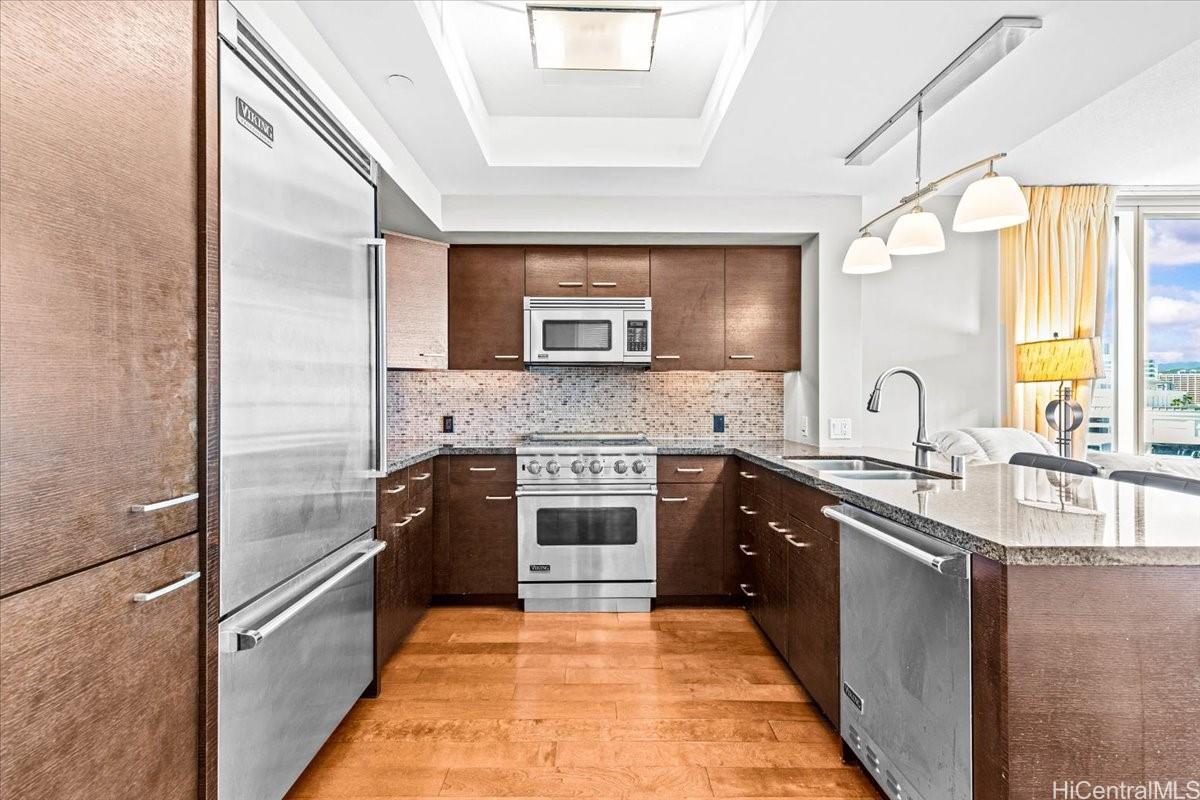 Allure Waikiki condo # 1011, Honolulu, Hawaii - photo 3 of 25