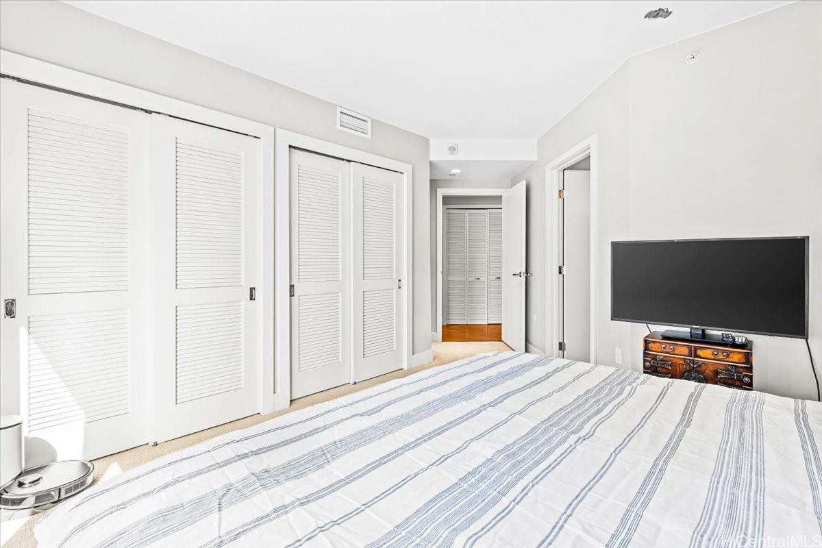 Allure Waikiki condo # 1011, Honolulu, Hawaii - photo 8 of 25