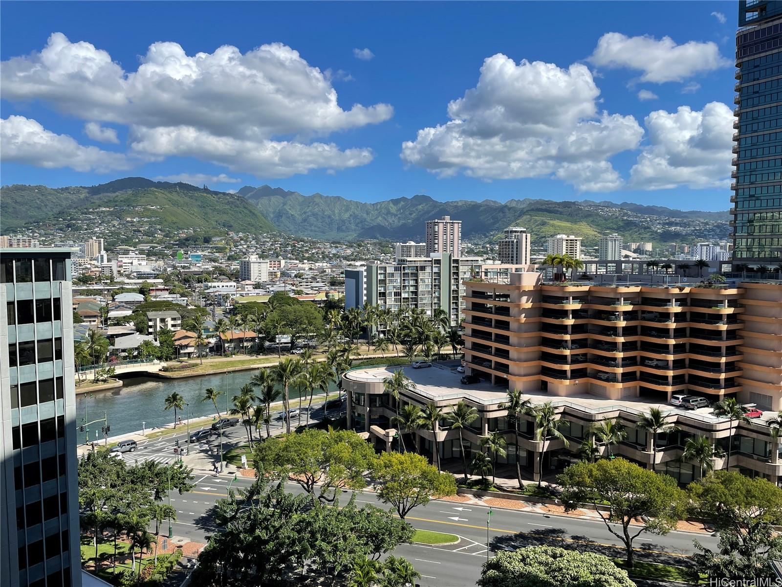 1837 Kalakaua Ave Honolulu - Rental - photo 4 of 15