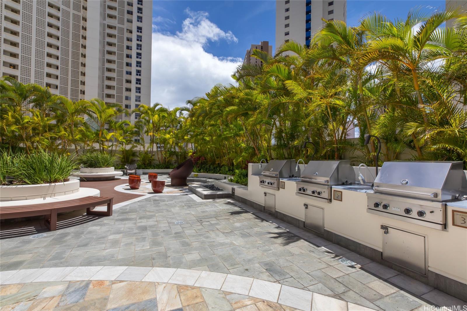 Allure Waikiki condo # 1704, Honolulu, Hawaii - photo 25 of 25