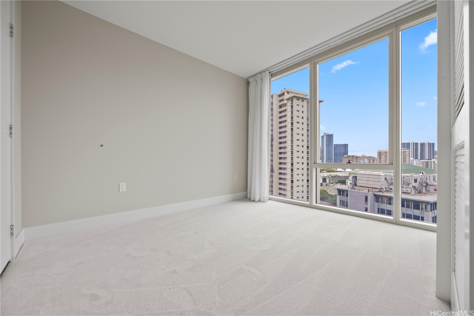 Allure Waikiki condo # 1806, Honolulu, Hawaii - photo 17 of 25